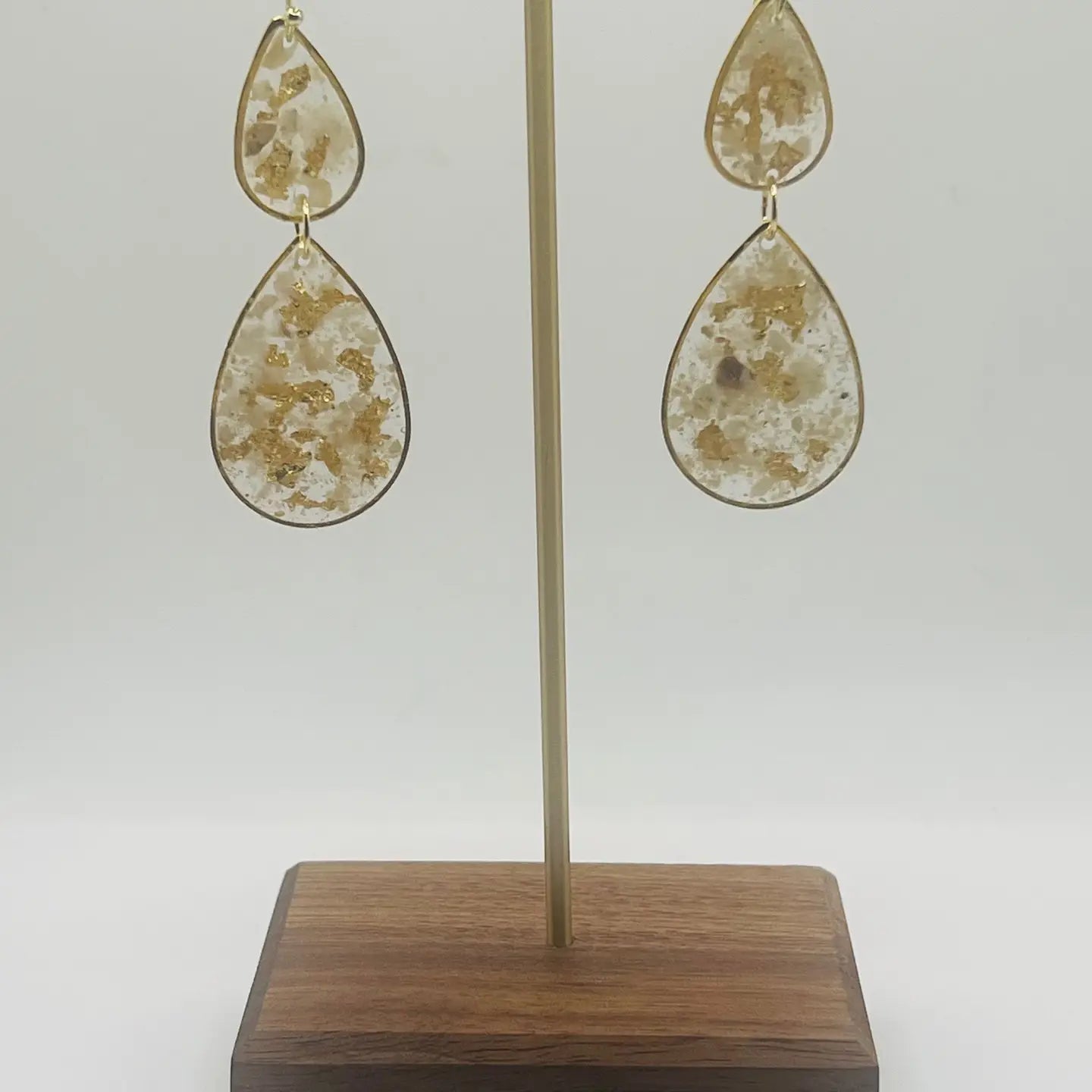 Double Teardrop Oyster Crush Earrings