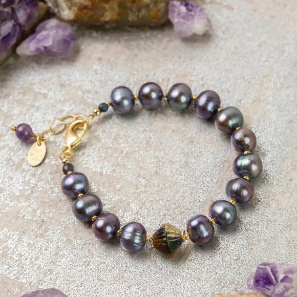 Midnight Pearl Bracelet