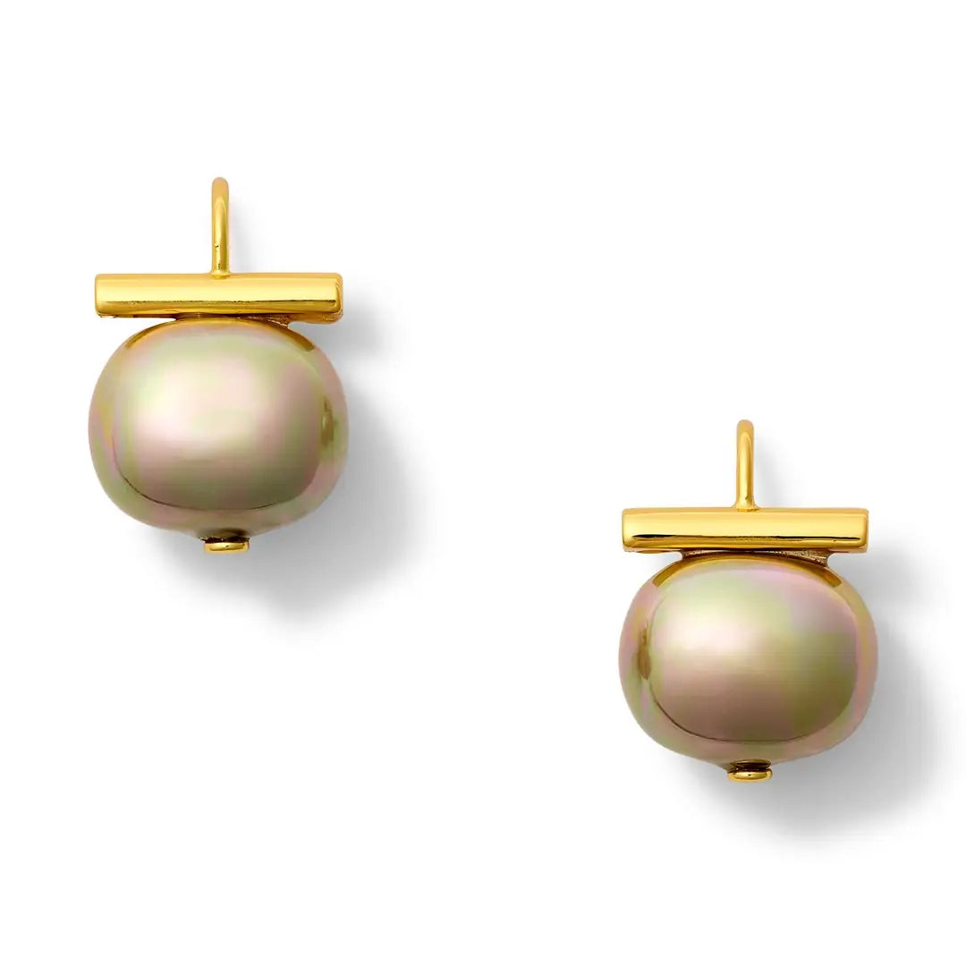 Forever Fave Pebble Pearl Earrings