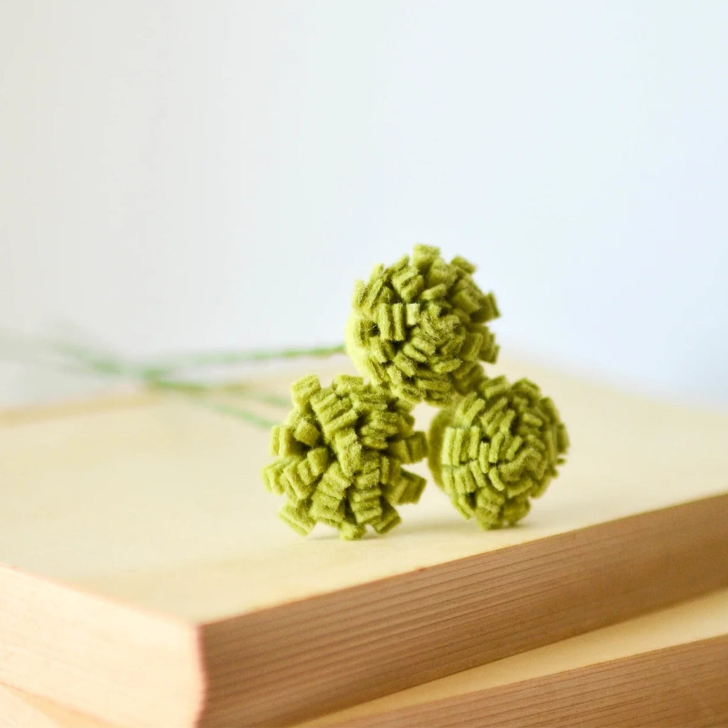 Greenery Button Stem