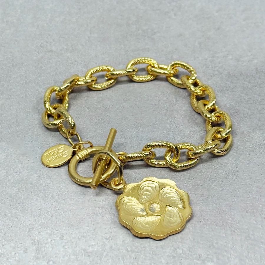 Oyster Gold Toggle Bracelet