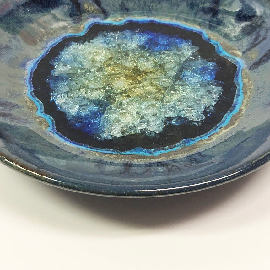 Small Accented Plate with Geode Crackle Glass