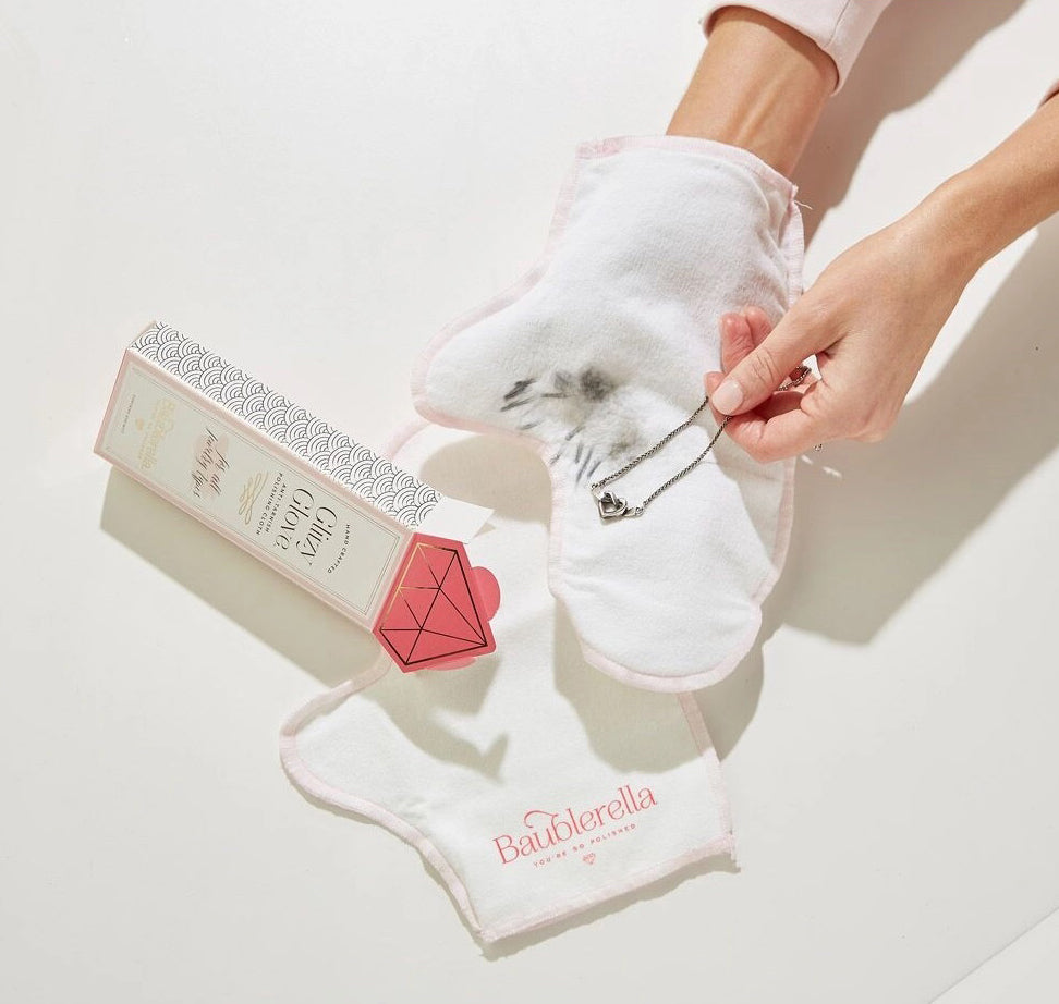 Glitzy Glove Jewelry Polishing Cloth