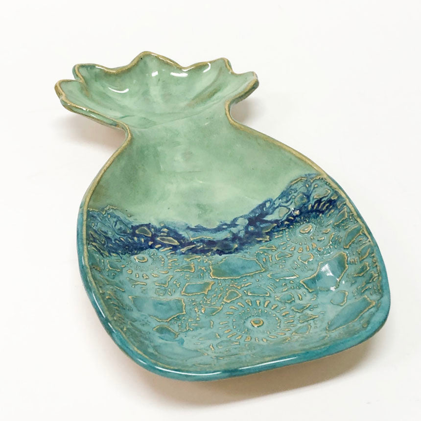 Stoneware Pineapple Bowl